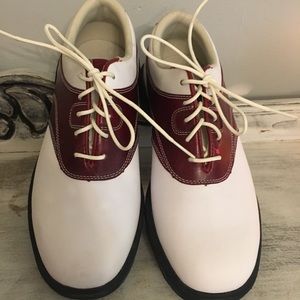 Dexters women’s golf shoes!